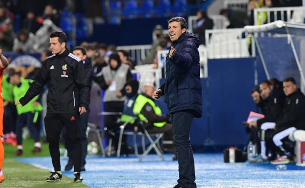 El Málaga no se plantea por ahora cambiar al entrenador pese a las seis derrotas seguidas