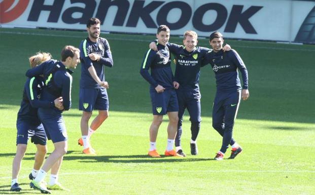 Lestienne y Success, novedades del Málaga ante el Barcelona