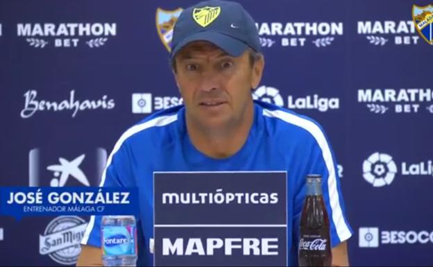 José González, autocrítico: «Quizás uno de mis fallos haya sido defender mucho a la plantilla»