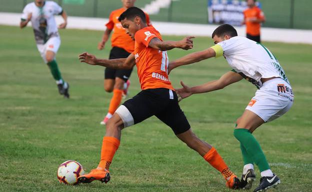 Rosales comunica al Málaga su deseo de dejar el equipo este verano