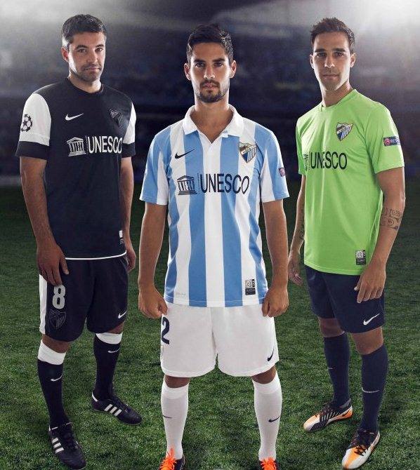 Las camisetas del año de Champions, la 2012-13. Muy recordado el cuello de camisa de la primera camiseta, con reminiscencias de las décadas de los sesenta y setenta.