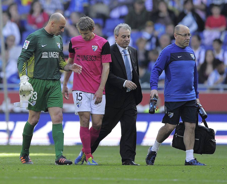 Y en la 2011-12, la tercera fue rosa con franjas negras en las mangas. En la imagen se ve al que fuera lateral zurdo, Nacho Monreal.