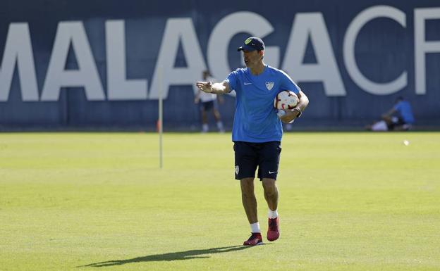 Una plantilla con 22 profesionales en el Málaga