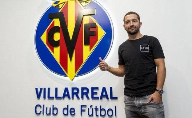 Iturra firma por un año con el Villarreal