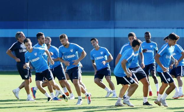 Muñiz reserva a Munir, Cifu, Pau Torres y Adrián