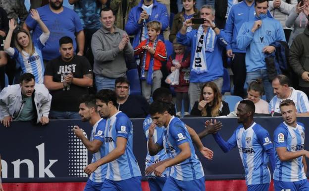 Un Málaga superior e infalible en La Rosaleda (2-0)