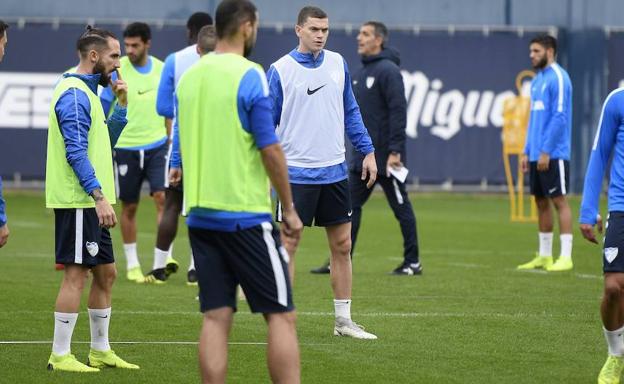 Adrián y Munir, de vuelta al Málaga