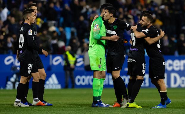 El Málaga vuelve a ser el Málaga (0-2)