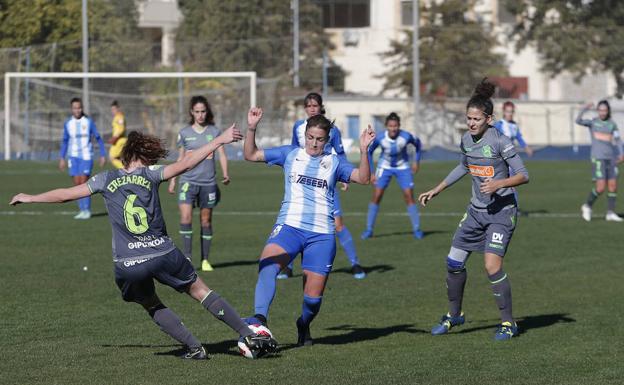 El Málaga, dos puntos por encima del descenso y ante un nuevo parón