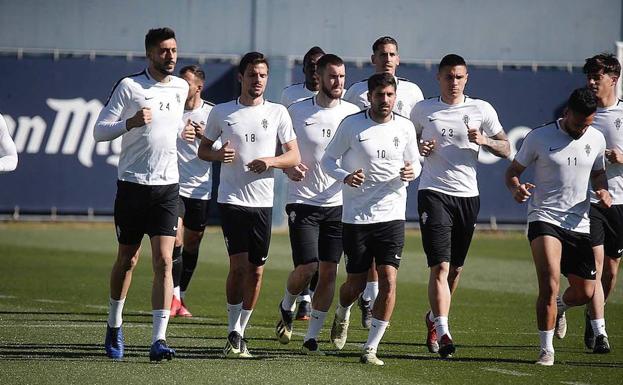 El Málaga necesita ganar en Soria para no perder la cuarta posición