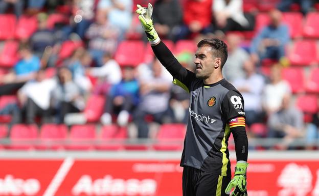 Manolo Reina: «Lo que el Málaga hizo ante el Alcorcón nos debe servir para estar más alerta»