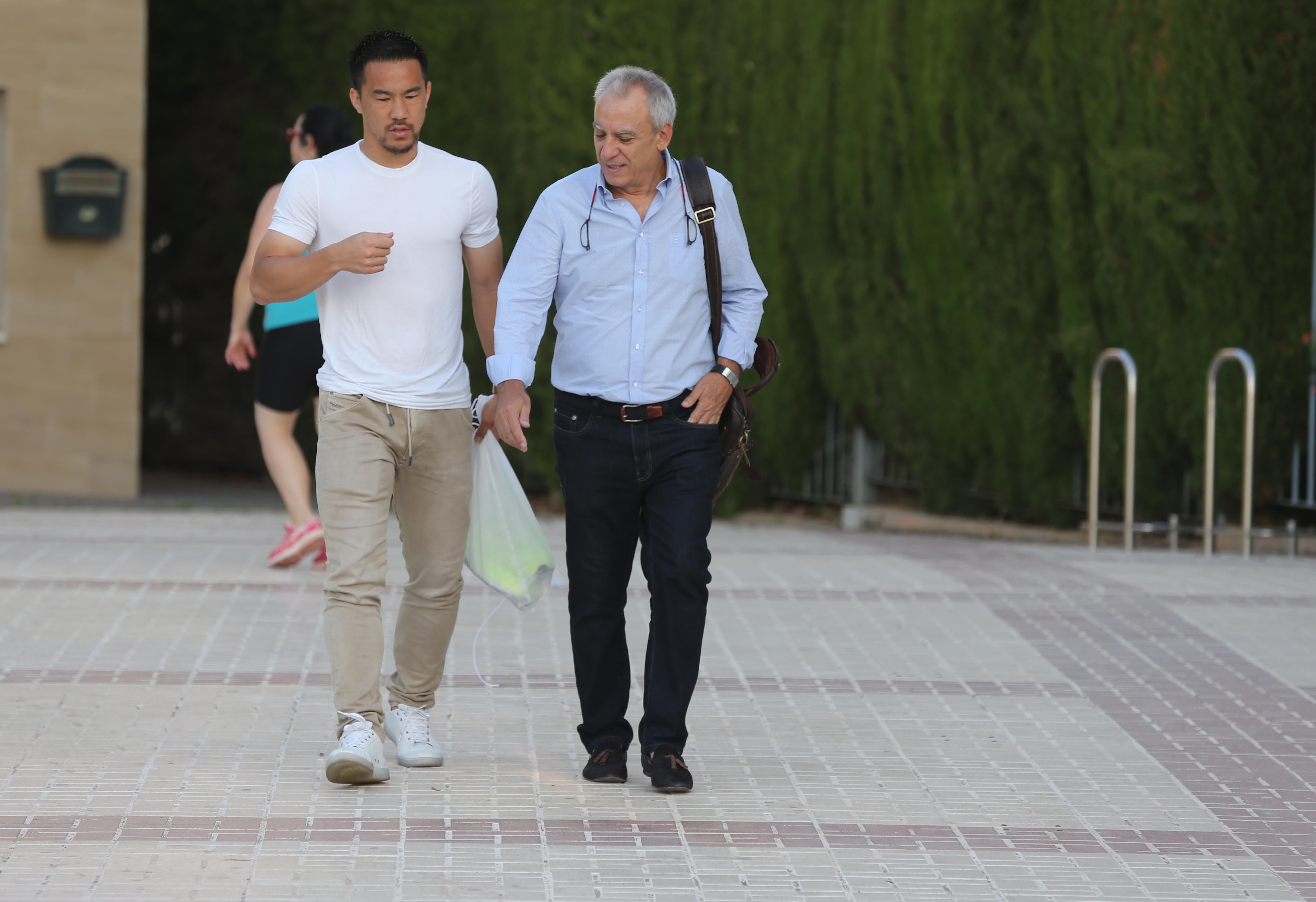 El delantero Okazaki ya está en Málaga