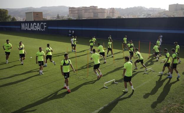 La plantilla disputa hoy ante el Melilla, el penúltimo ensayo antes del estreno liguero