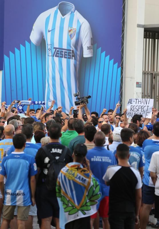Las fotos de la manifestación contra Al Thani