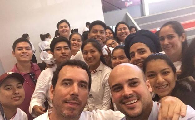 La Taberna Uvedoble lleva sus fideos tostados a Bolivia