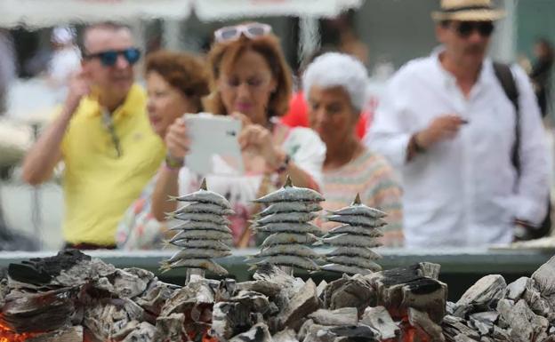 Espetos y parrilla vasca hoy en Muelle Uno