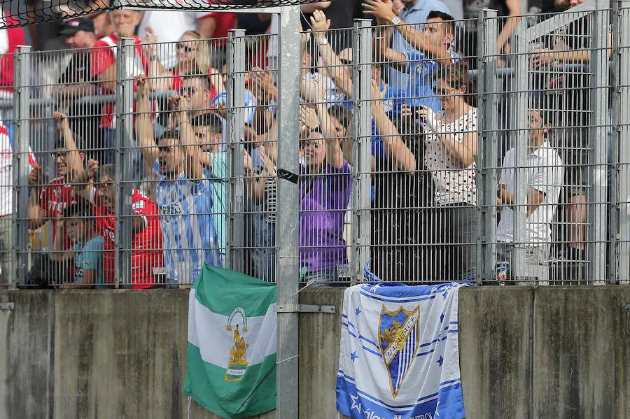 El partido del Málaga-Fortuna Dússeldorf, en imágenes