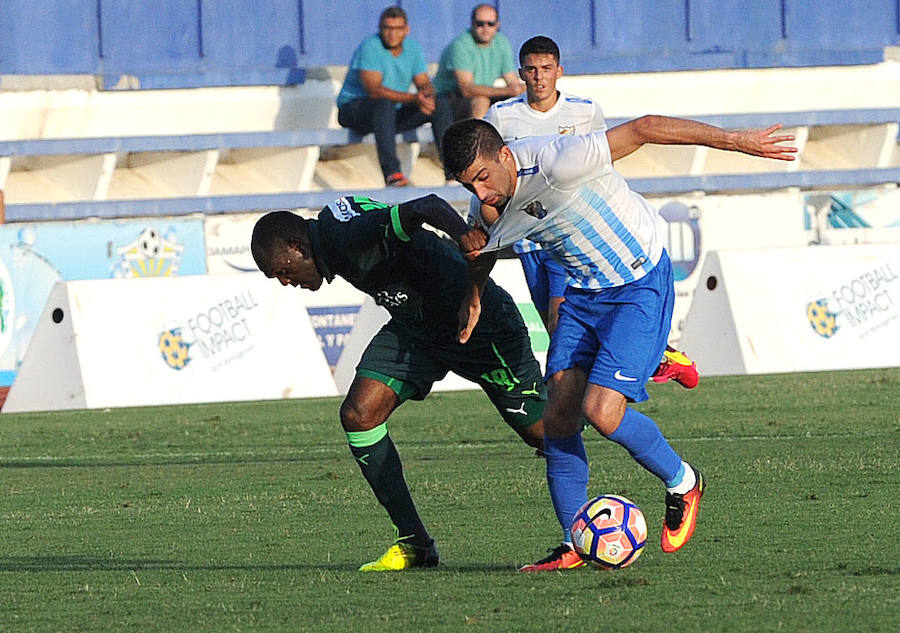 El partido del Málaga contra el Al Ahli, en imágenes