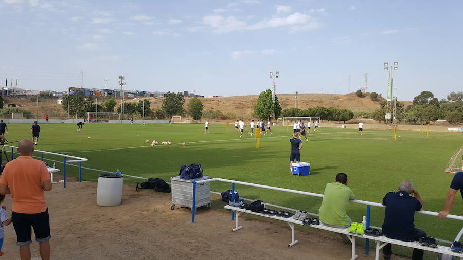 Fotos del entrenamiento del Málaga en El Viso