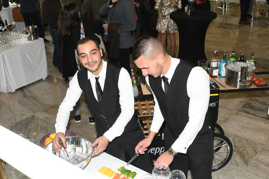 Schweppes deleitó a los asistentes con su gama de tónicas premium y ginger ale.