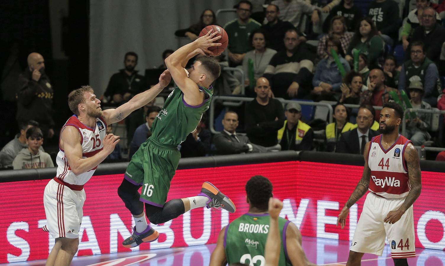 El Unicaja fuerza el desempate ante el Bayern