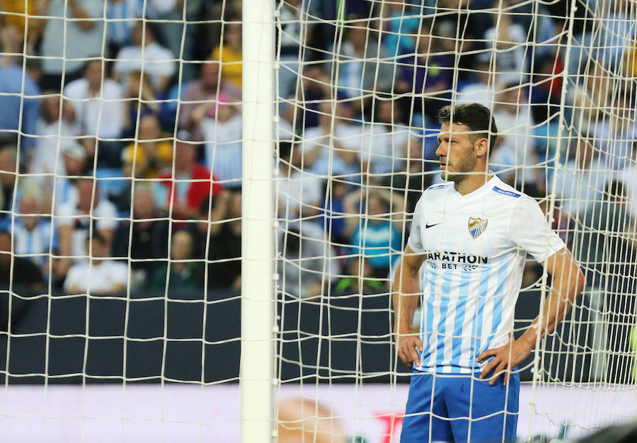 El Málaga-Alavés, en imágenes