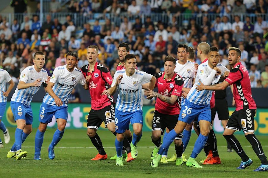 El Málaga-Alavés, en imágenes