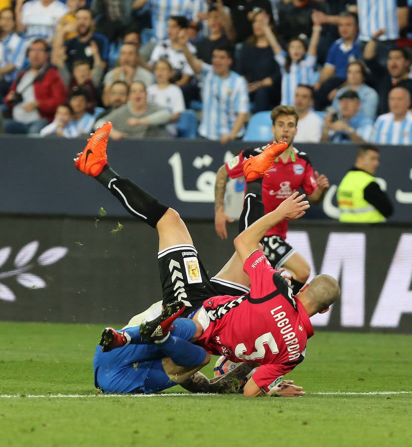 El Málaga-Alavés, en imágenes