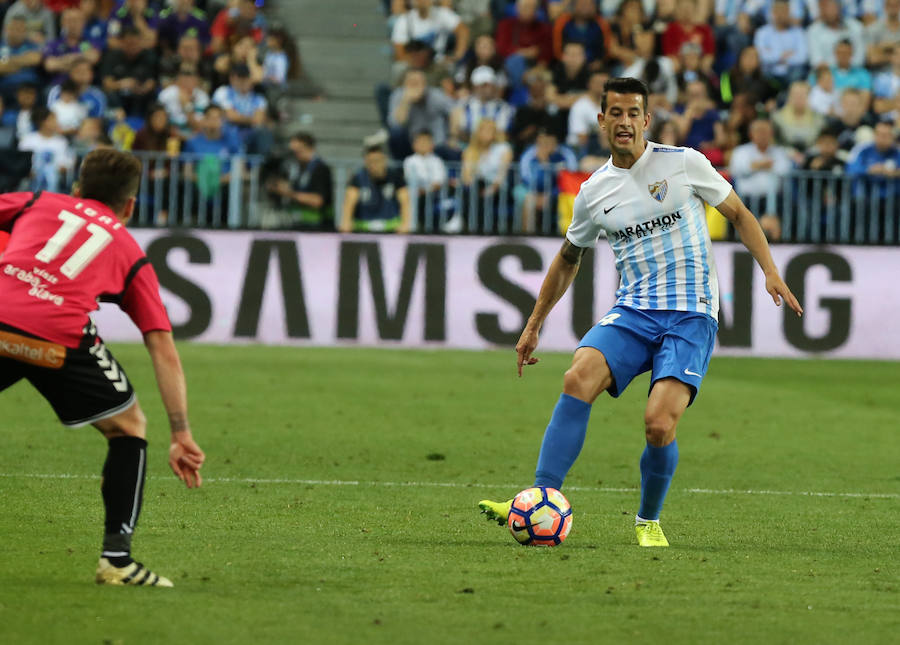 El Málaga-Alavés, en imágenes