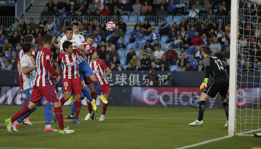 El Málaga-Atlético de Madrid, en imágenes