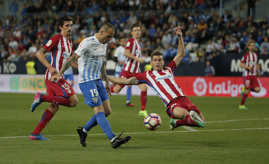 El Málaga-Atlético de Madrid, en imágenes