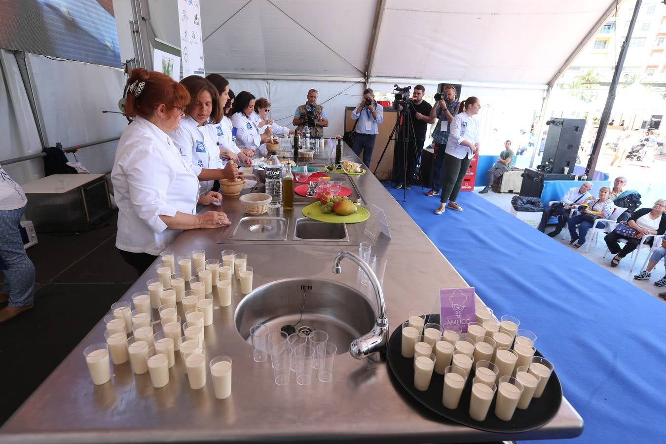 Fotos de la inauguración de la exposición sobre gastronomía argentina en el Málaga Gastronomy Festival