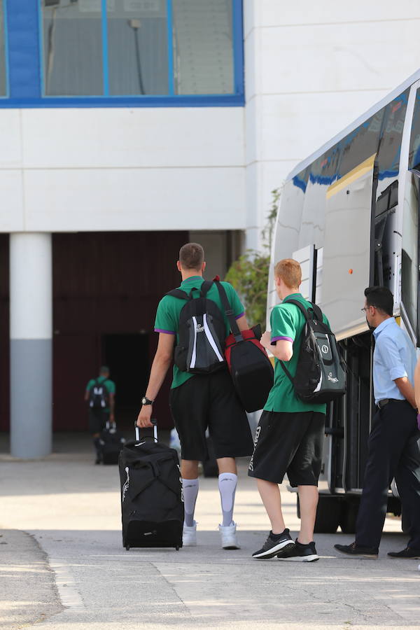 El Unicaja, rumbo a Tenerife para sentenciar la serie