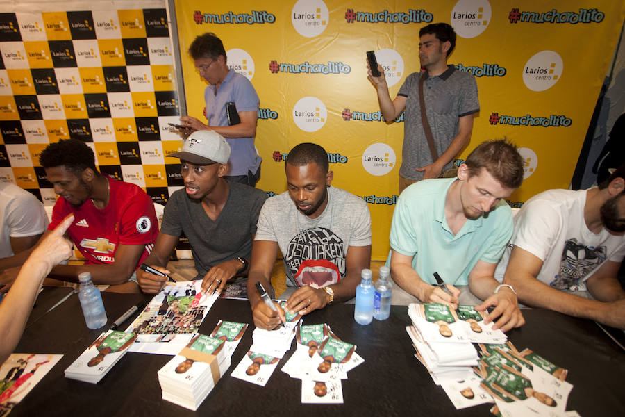 El Unicaja despide la temporada con sus aficionados