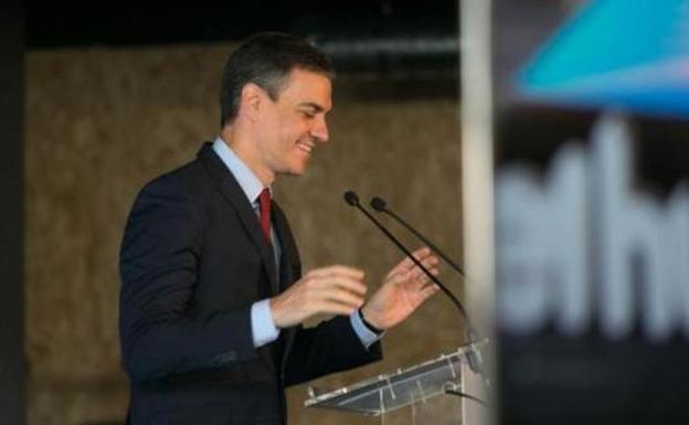 'Great news for tourism' as EU 'Covid passport' trials start in Spain on 7 June