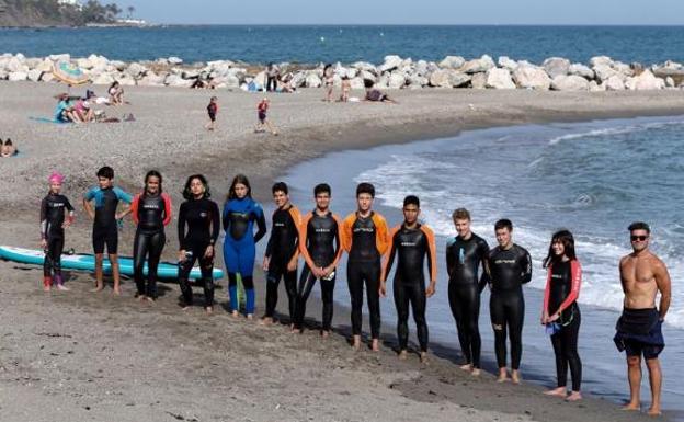 Young swimmers forced to train in the sea following Benalmádena pool closure