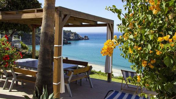How a post-Civil War Guardia Civil lookout became two idyllic holiday homes