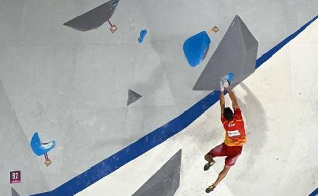 Spanish medal count reaches double figures