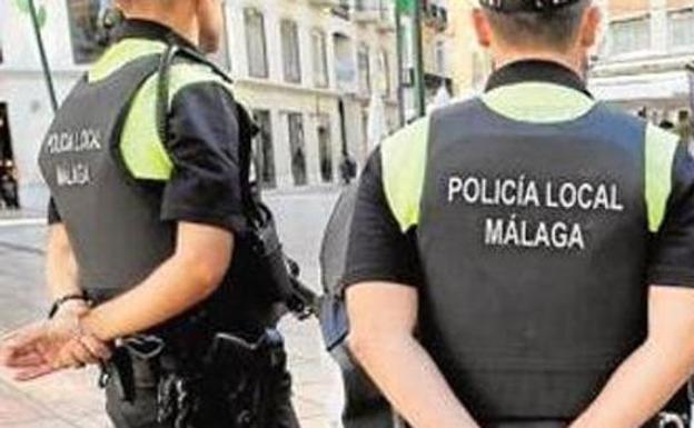 Police evict 370 people from a Covid rule-flouting event in Malaga