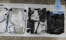 Passenger carrying 10 kilos of cocaine hidden in suitcases arrested at Malaga airport