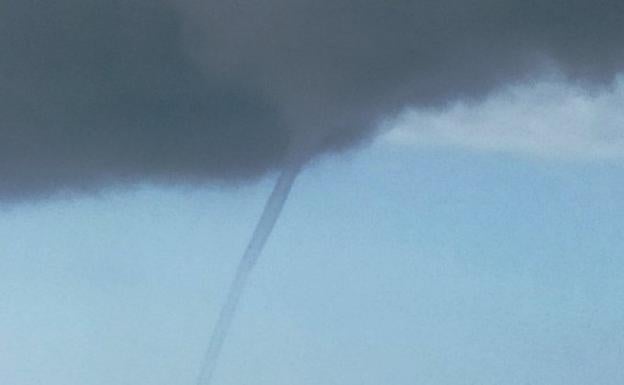 Spectacular waterspout snapped on Nerja's coastline