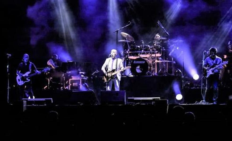 Festival of Legends brings Dire Straits' music to Benalmádena