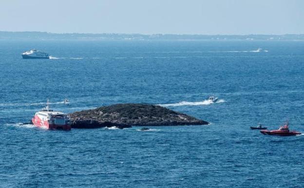 Ibiza ferry accident leaves 25 people injured - one seriously