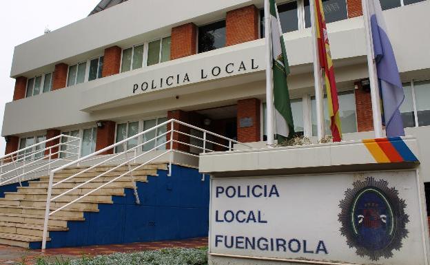 Policeman suffers a broken nose after trying to break up a Fuengirola fight