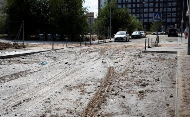 The state that one of the streets in the Madrid town of Arganda was left in.