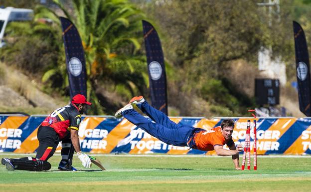 England XI maintain their momentum on Day 3 of Championship Week