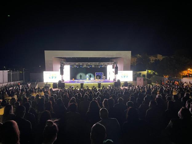 Full house at Rincón's open-air theatre