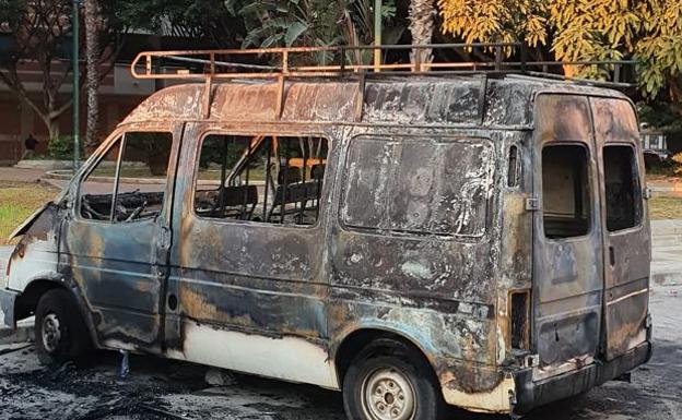 Firefighters make macabre discovery while tackling van fire in Malaga