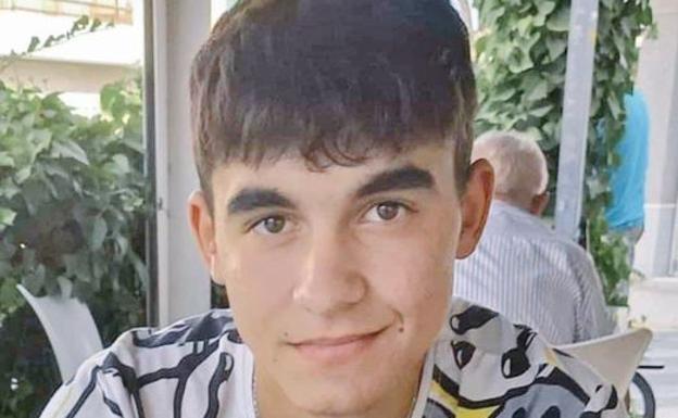 Family appeal for help to find 17-year-old missing in Álora