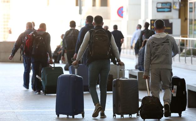 Airbnb to block certain reservations to avoid New Year's Eve party trouble